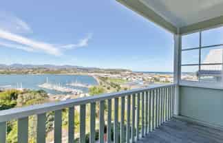 111 Overtoun Terrace, Hataitai
