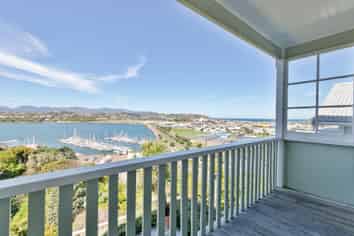 111 Overtoun Terrace, Hataitai