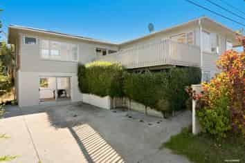 50 Arran Road, Browns Bay