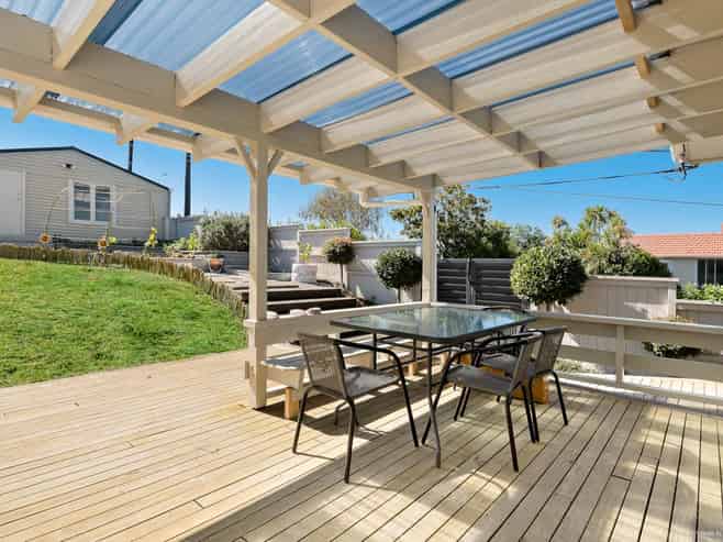 50 Arran Road, Browns Bay