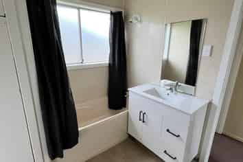 3/44 Muir Avenue, Mangere Bridge