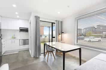 42 Astelia Way, Woodridge