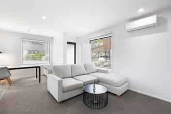 42 Astelia Way, Woodridge
