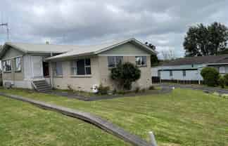 15 Beaumaris Place, Dinsdale