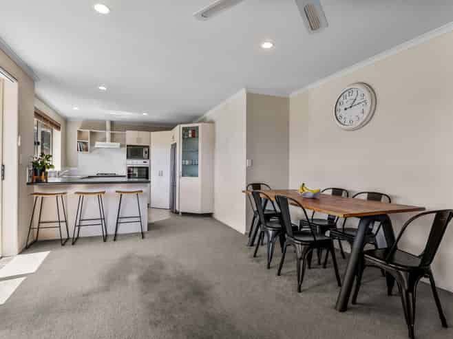 12 Beachmere Place, Papamoa