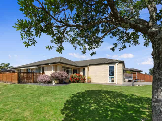 12 Beachmere Place, Papamoa