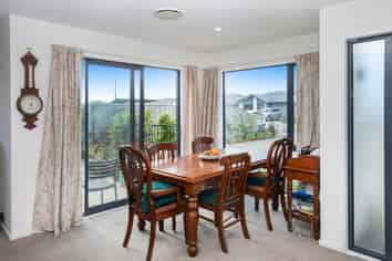 13 Crossley Avenue, Woodend