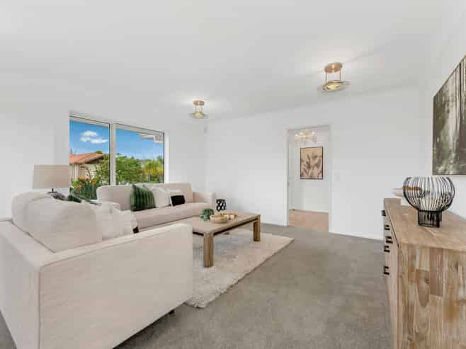 1 Keswick Close, Northpark