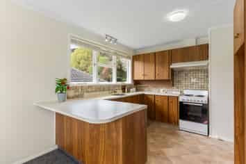 220 Waddington Drive, Naenae