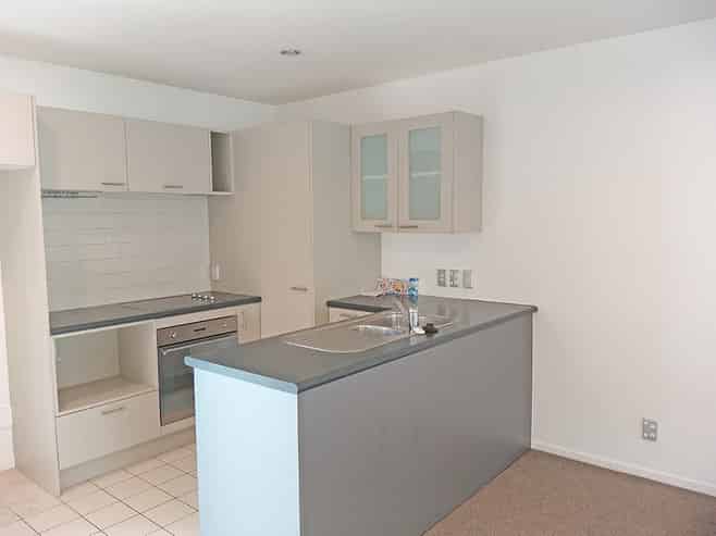 38/2 Cawley Street , Ellerslie