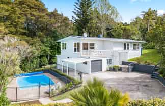 35 McDowell Crescent, Hillcrest