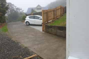 2a Fairburn Grove, Johnsonville