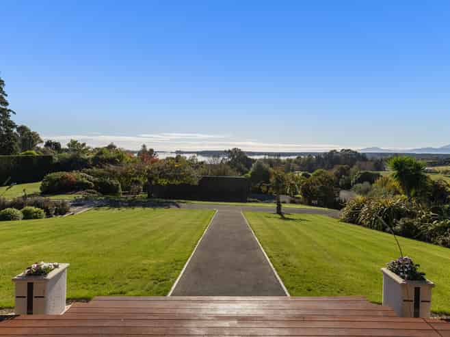 68 Hoddy Road, Redwood Valley