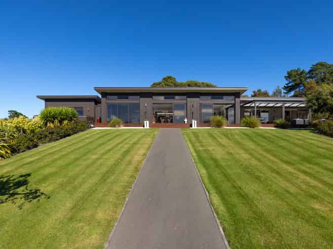 68 Hoddy Road, Redwood Valley
