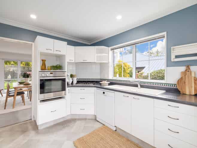 88 Lake Terrace Road, Burwood