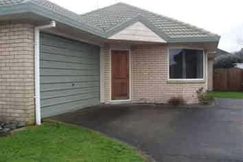 303 Gravatt Road, Papamoa