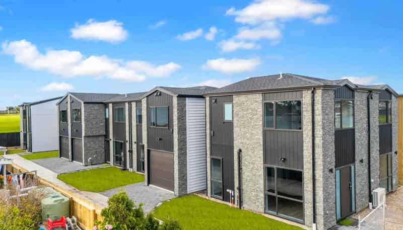 8B Woburn Street, Mangere East