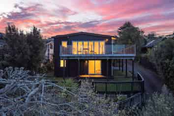 46 Parr Terrace, Castor Bay