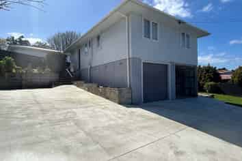 10 Peter Mulgrew Street, New Windsor