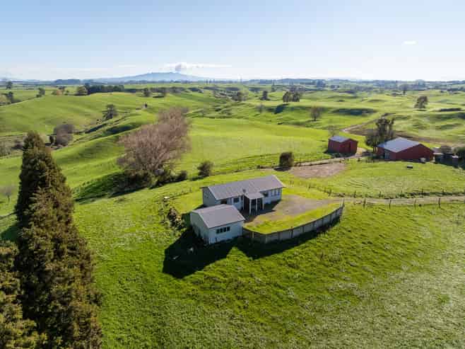 2005 Old Taupo Road, Lichfield