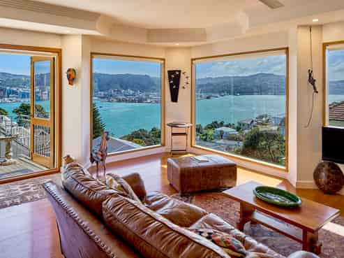 76 The Crescent, Roseneath