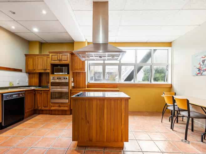 1/215 Victoria Street, Te Aro
