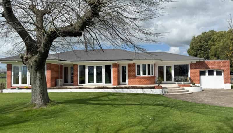 93 State Highway 5, Tirau
