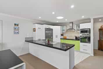 1 Bellbird Rise, Pyes Pa
