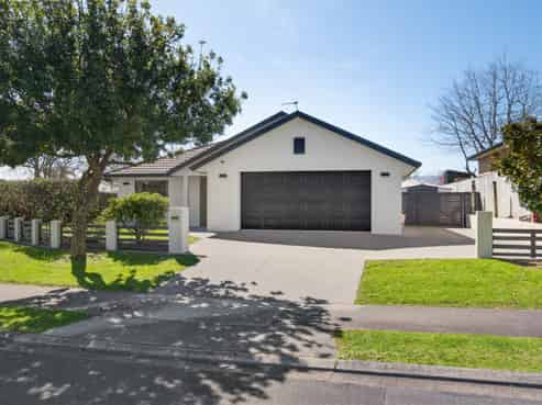 1 Bellbird Rise, Pyes Pa