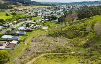 58A Paraone Road, Tamarau