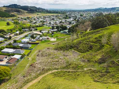 58A Paraone Road, Tamarau