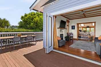 6 Harvey Road, Bluff Hill