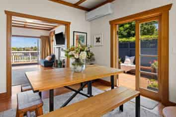 6 Harvey Road, Bluff Hill