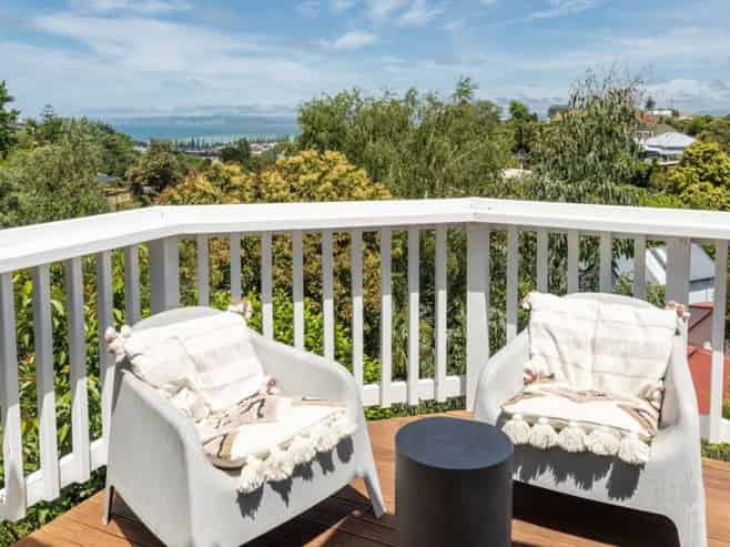 6 Harvey Road, Bluff Hill