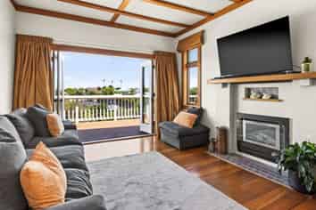 6 Harvey Road, Bluff Hill