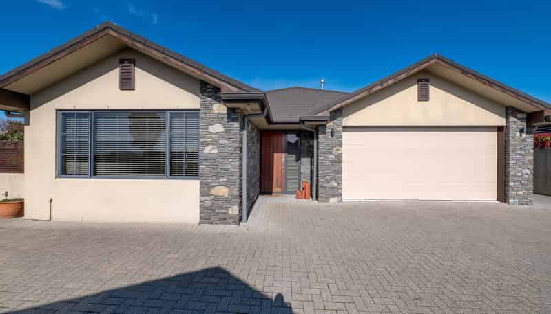 64D Iles Road, Lynmore