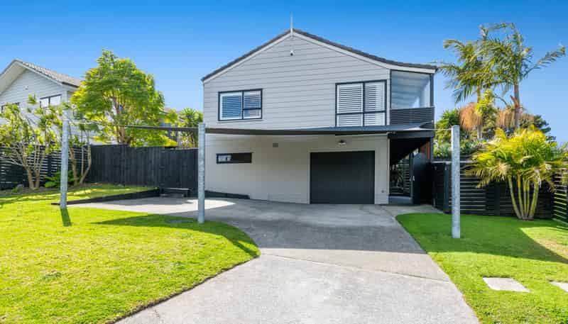 15 Leiden Place, Totara Vale