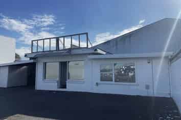 Rare Commercial Freehold Opportunity