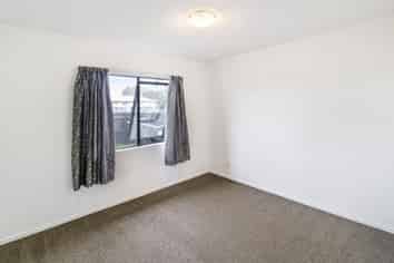 25 Dungarvon Place, Clendon Park