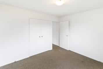 25 Dungarvon Place, Clendon Park