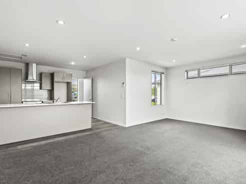 2/19 Cameron Street, Sydenham