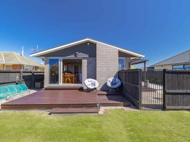 101 Effingham Street, North New Brighton