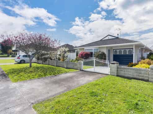 1 Clark Street, Levin