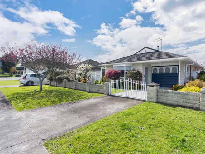 1 Clark Street, Levin