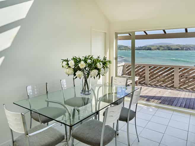 19 Moana Road, Plimmerton