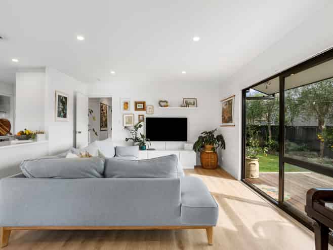 4A Coronation Road, Mangere Bridge