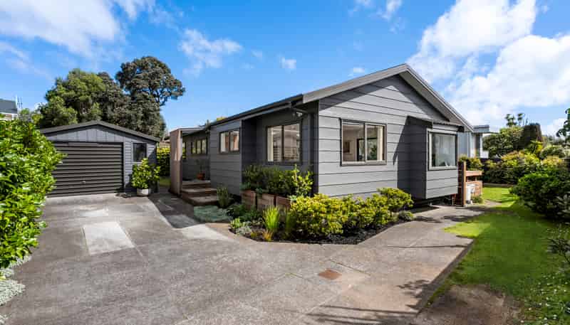 4A Coronation Road, Mangere Bridge