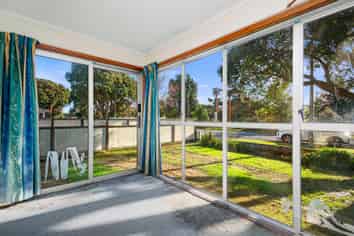 2/45 Cambridge Terrace, Waiwhetu