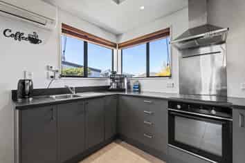 3/64 Neill Street, Hornby
