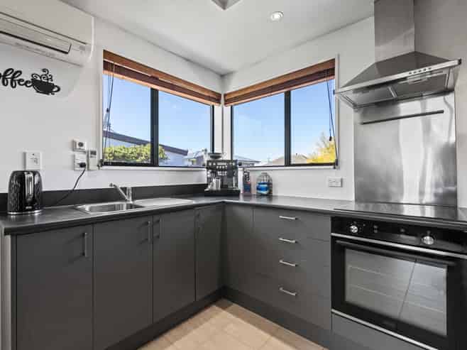 3/64 Neill Street, Hornby